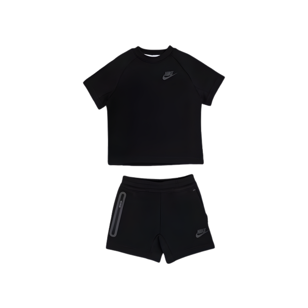 CONJUNTO NIKE TECH TALLA (6-7)